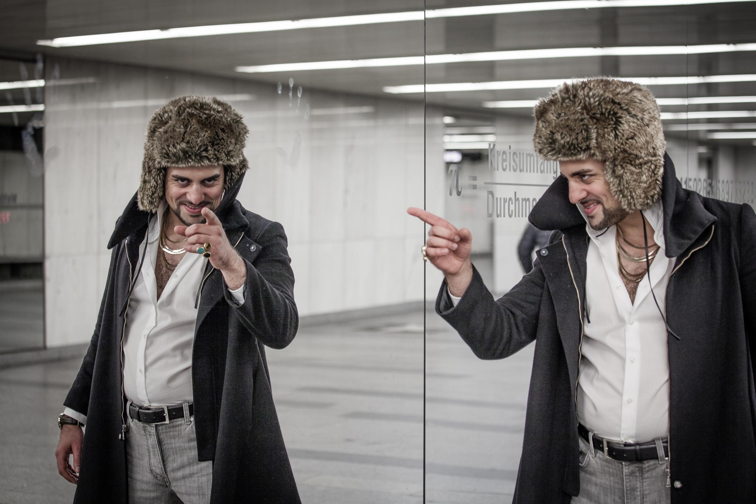 Walid Azak portrait in Vienna underground